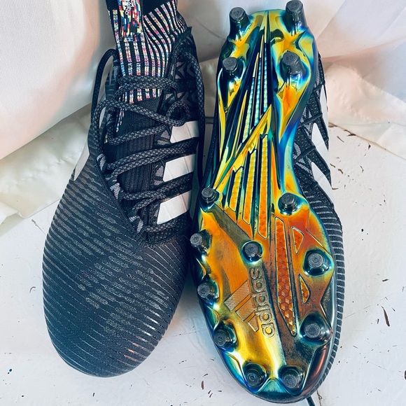 Adidas boost men’s football shoes, size 12 - Picture 2 of 3